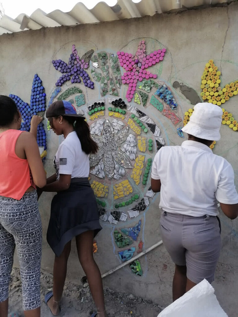 namaste sostenible arte con reciclaje